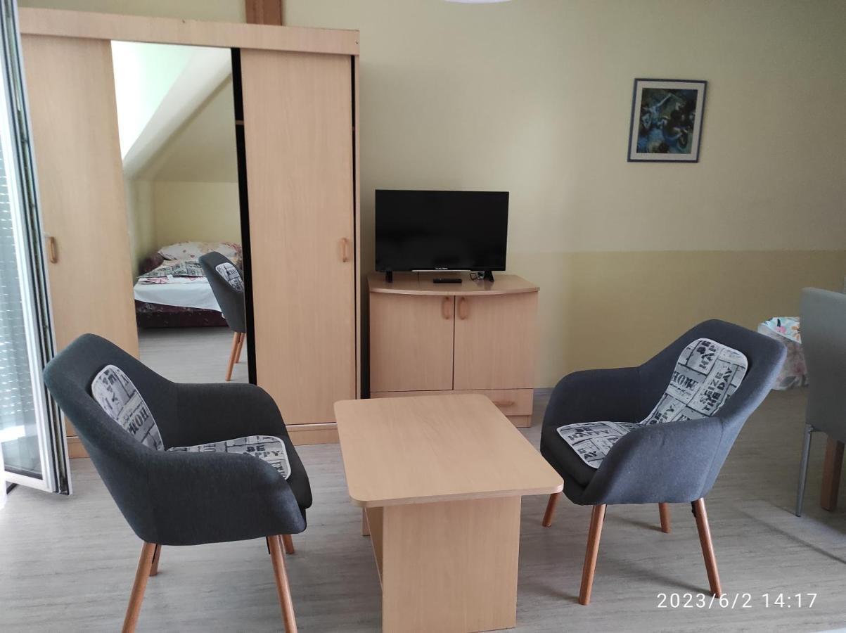 Flora Villa Хевіз Номер фото