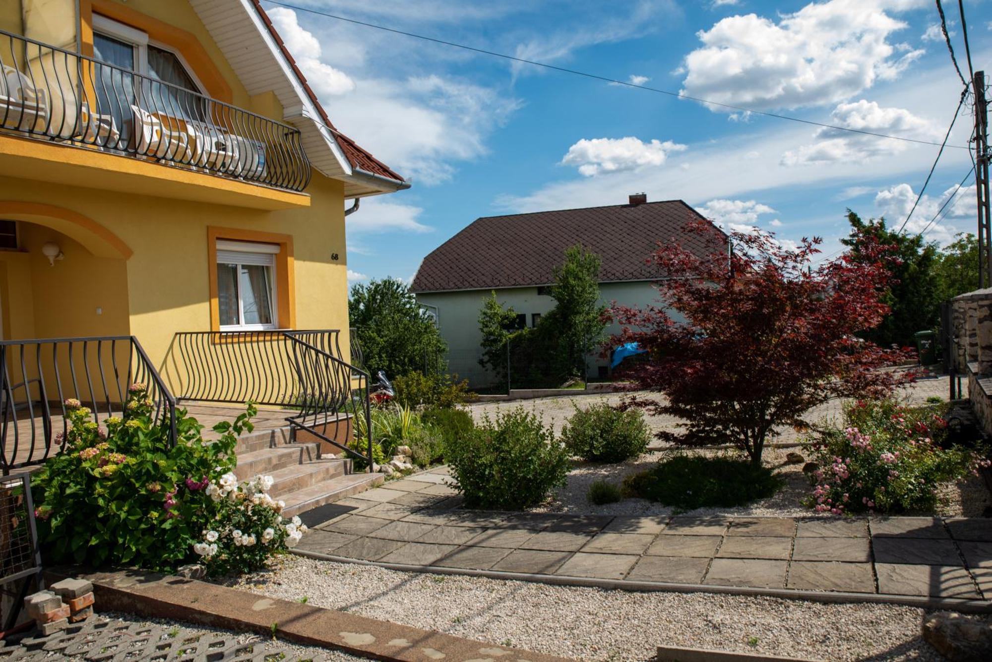Flora Villa Хевіз Екстер'єр фото