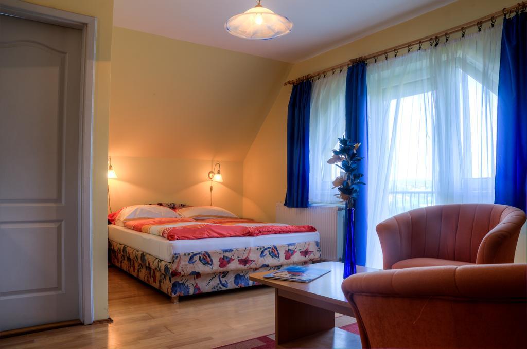 Flora Villa Хевіз Екстер'єр фото